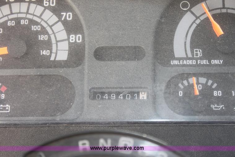 image for item E4301 1992 Chevrolet P30 step van