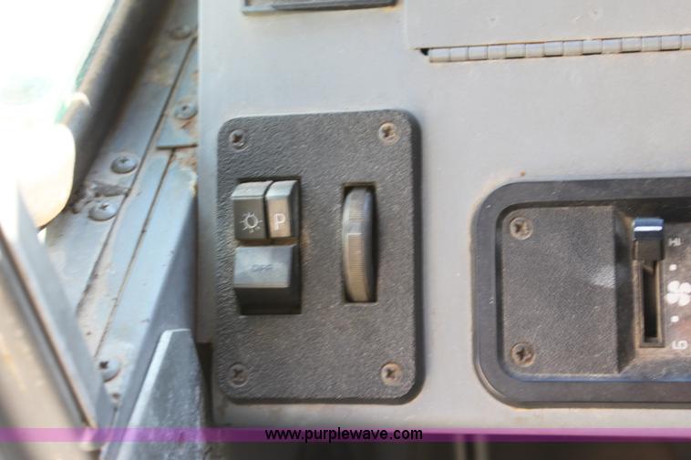 image for item E4301 1992 Chevrolet P30 step van