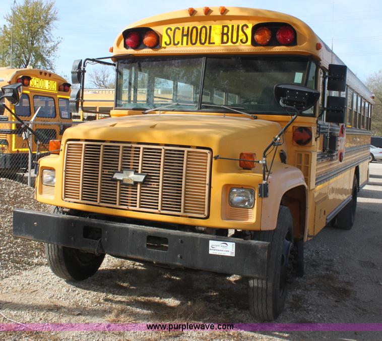 image for item E4304 1996 Blue Bird school bus