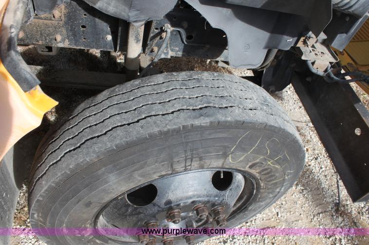 image for item E4304 1996 Blue Bird school bus