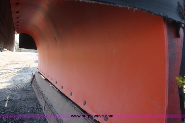 image for item F2507 1985 Ford LT9000 dump truck