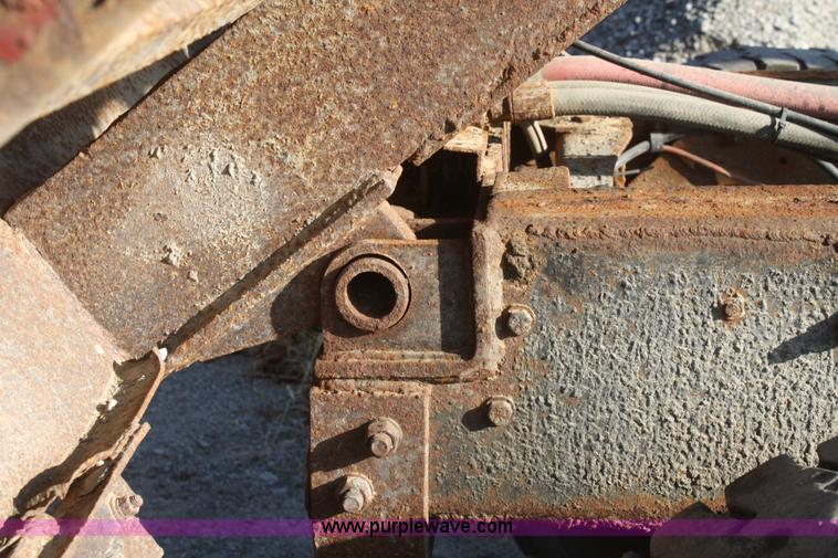 image for item F2508 1990 Ford LT8000 dump truck