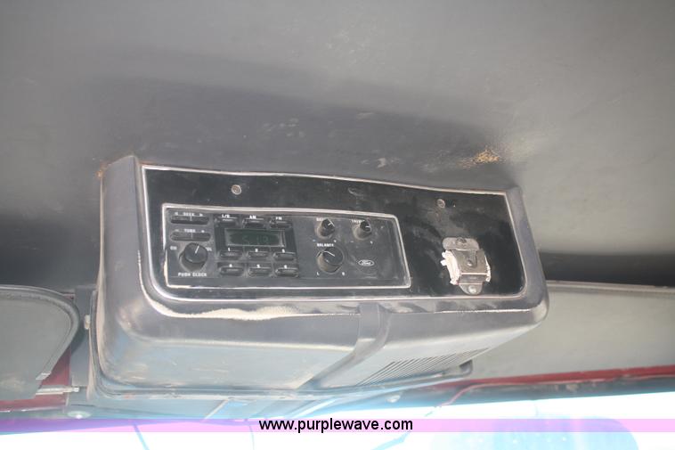 image for item F2508 1990 Ford LT8000 dump truck