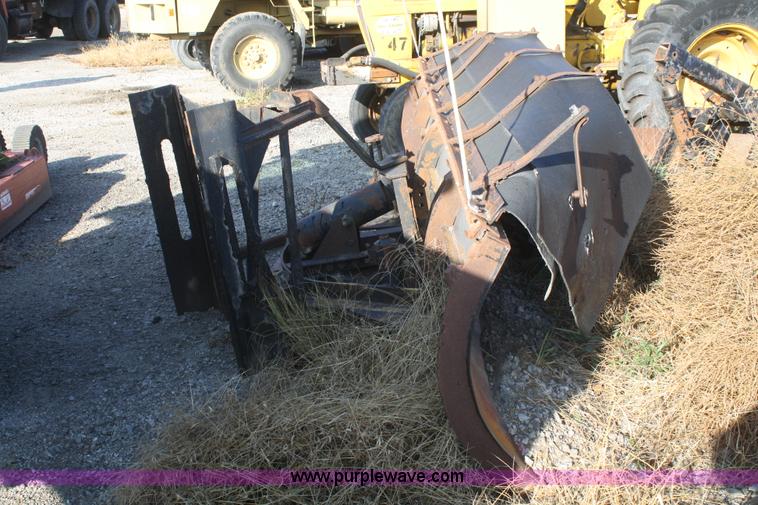 image for item F2508 1990 Ford LT8000 dump truck