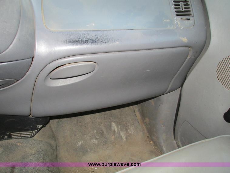 image for item F4007 1998 Ford F150 pickup truck