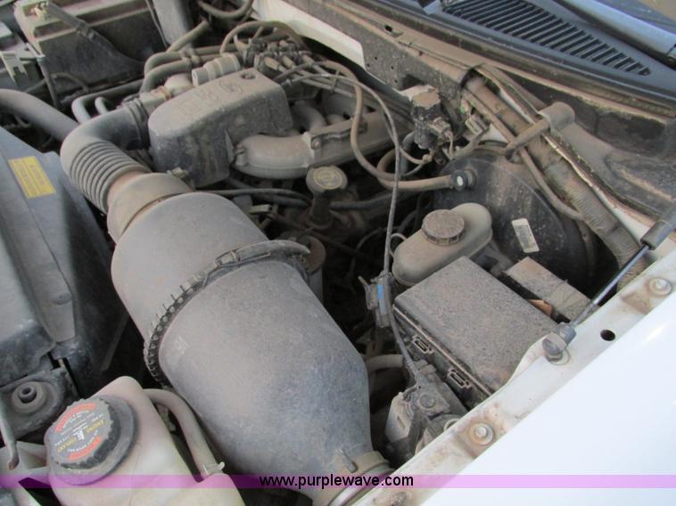 image for item F4007 1998 Ford F150 pickup truck