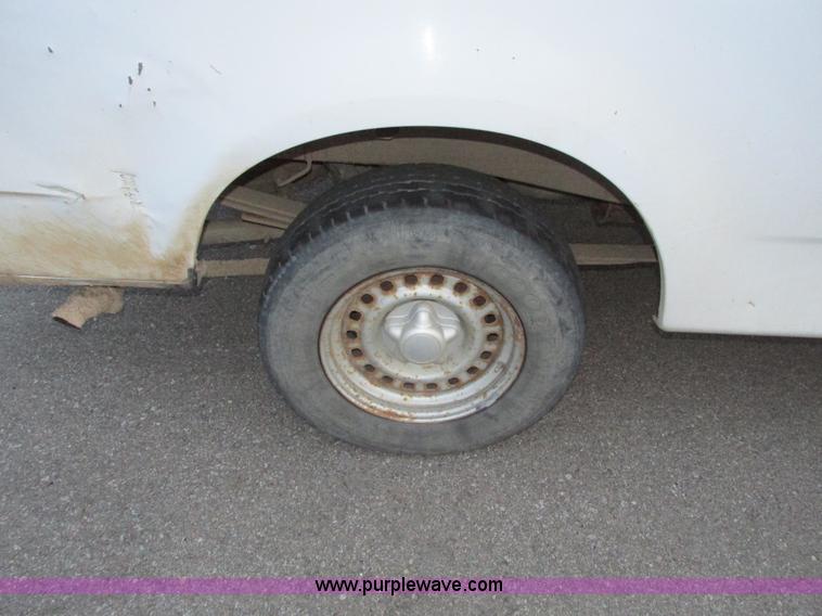 image for item F4007 1998 Ford F150 pickup truck