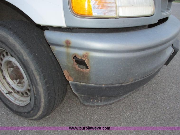 image for item F4007 1998 Ford F150 pickup truck