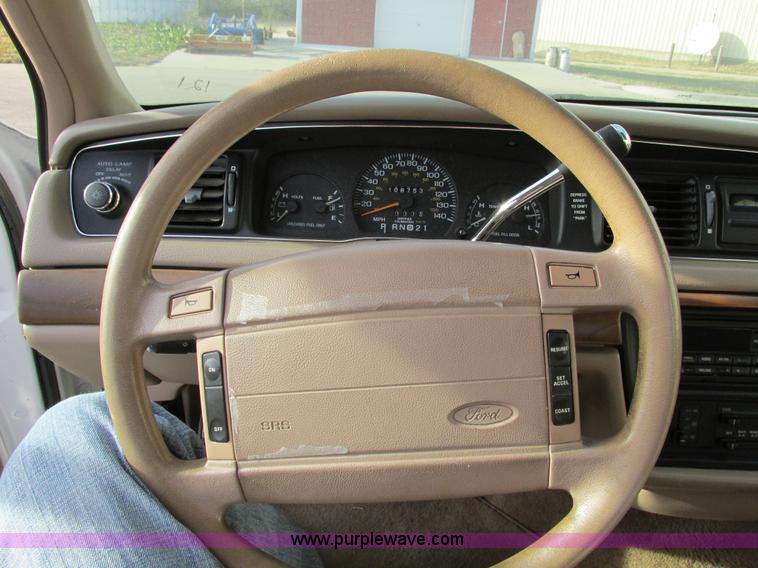 image for item F4009 1994 Ford Crown Victoria Police Interceptor