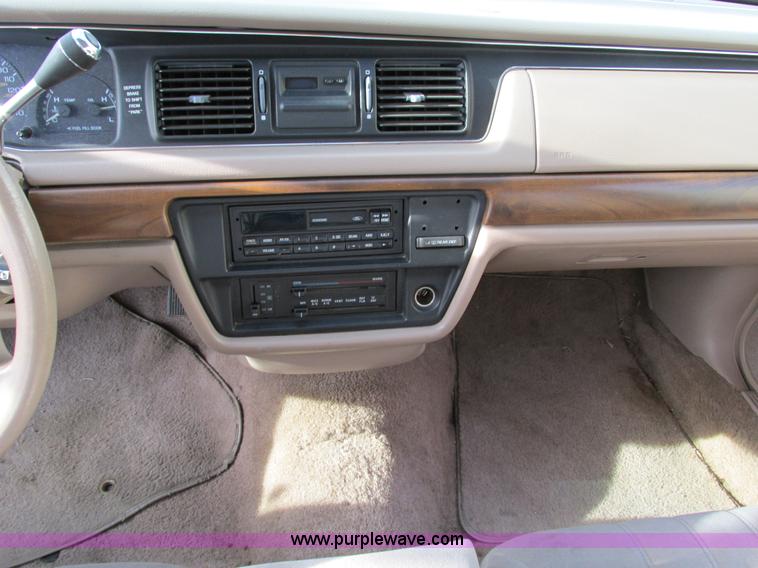 image for item F4009 1994 Ford Crown Victoria Police Interceptor