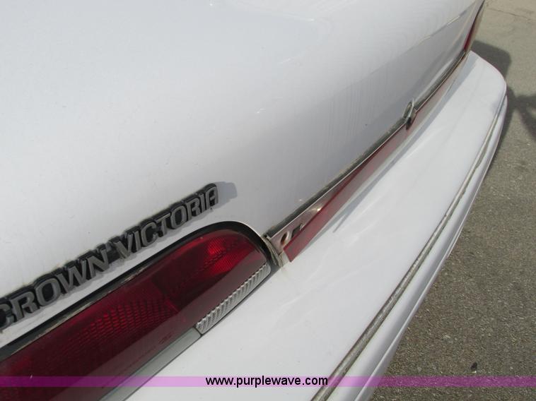 image for item F4009 1994 Ford Crown Victoria Police Interceptor