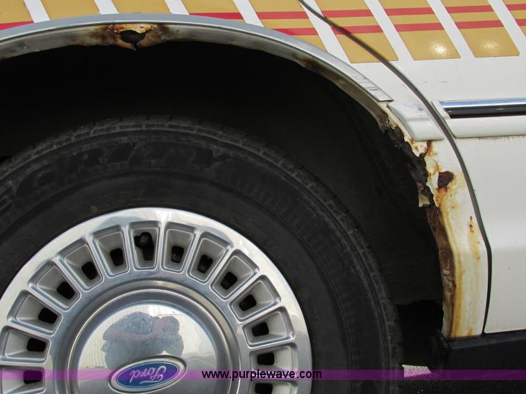 image for item F4009 1994 Ford Crown Victoria Police Interceptor