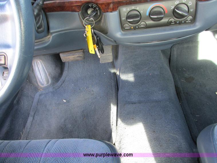 image for item F4011 2001 Chevrolet Impala