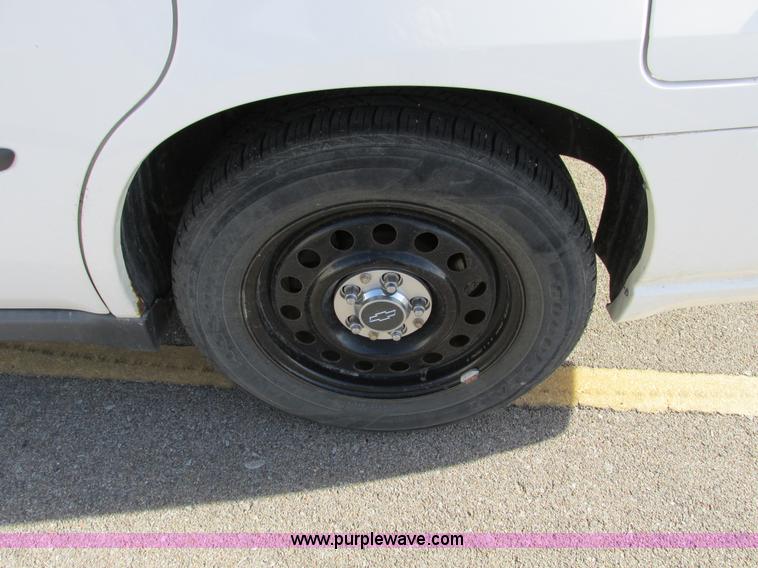 image for item F4011 2001 Chevrolet Impala