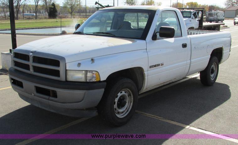 image for item F4012 1996 Dodge Ram 1500 pickup truck