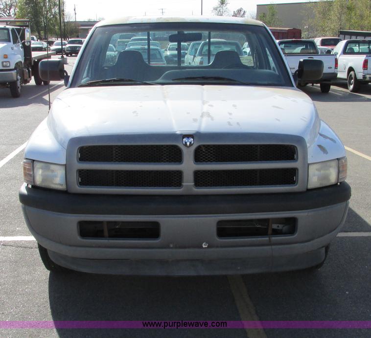 image for item F4012 1996 Dodge Ram 1500 pickup truck