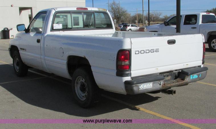 image for item F4012 1996 Dodge Ram 1500 pickup truck