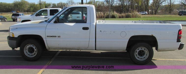 image for item F4012 1996 Dodge Ram 1500 pickup truck