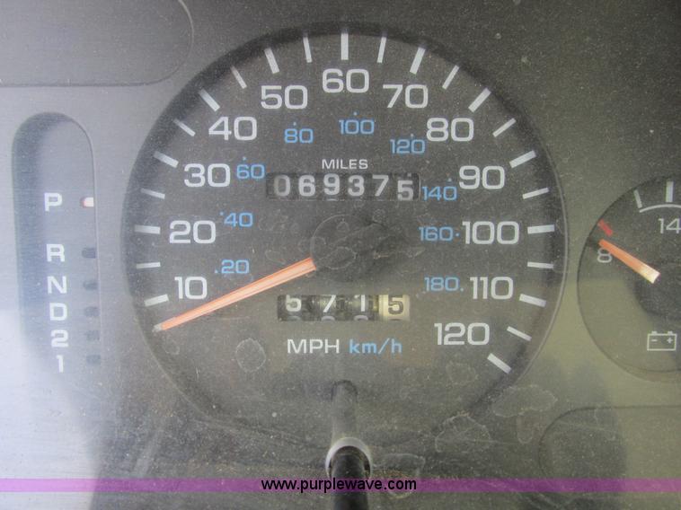 image for item F4012 1996 Dodge Ram 1500 pickup truck