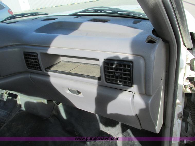 image for item F4012 1996 Dodge Ram 1500 pickup truck