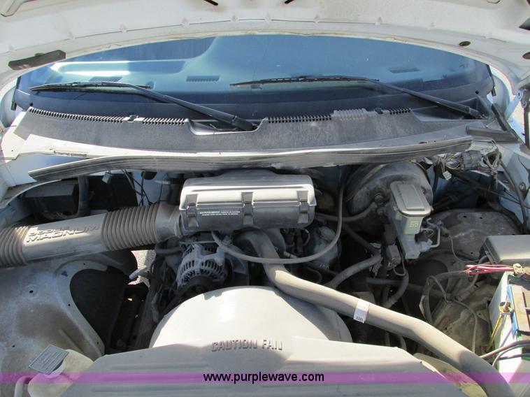 image for item F4012 1996 Dodge Ram 1500 pickup truck