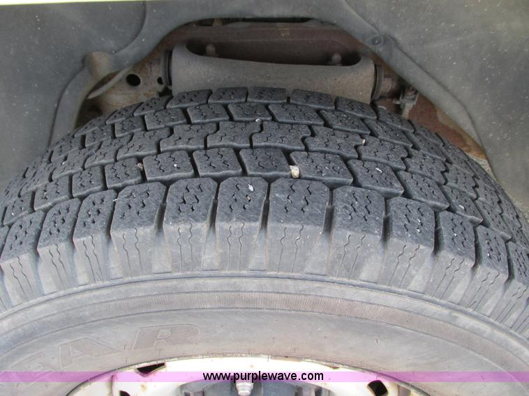 image for item F4012 1996 Dodge Ram 1500 pickup truck