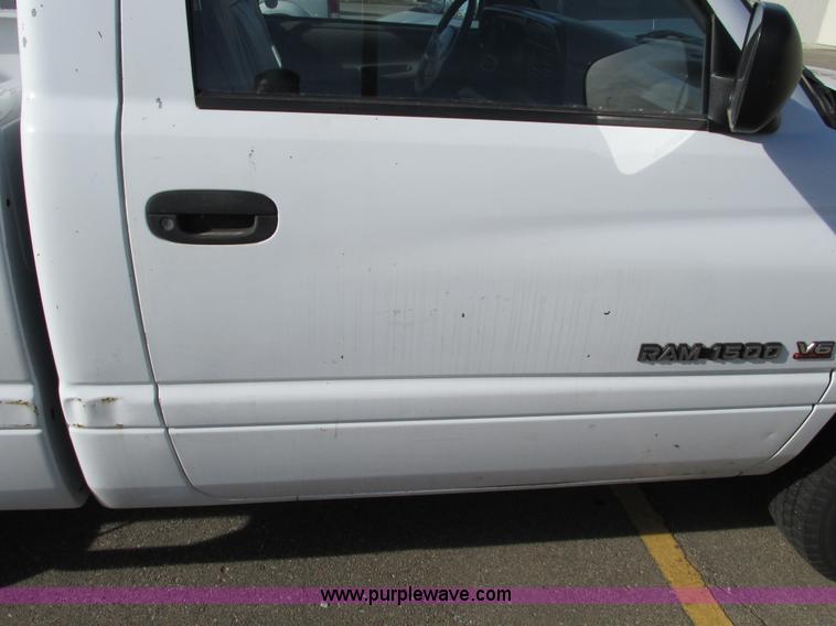 image for item F4012 1996 Dodge Ram 1500 pickup truck