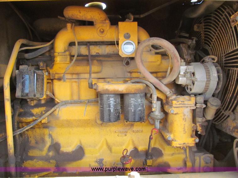 image for item F4652 1989 John Deere 670B motor grader