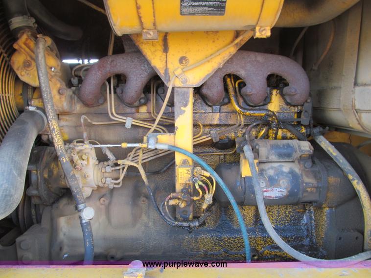 image for item F4652 1989 John Deere 670B motor grader