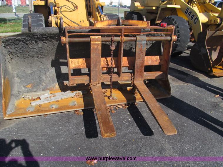 image for item F4653 1996 Case 621B wheel loader