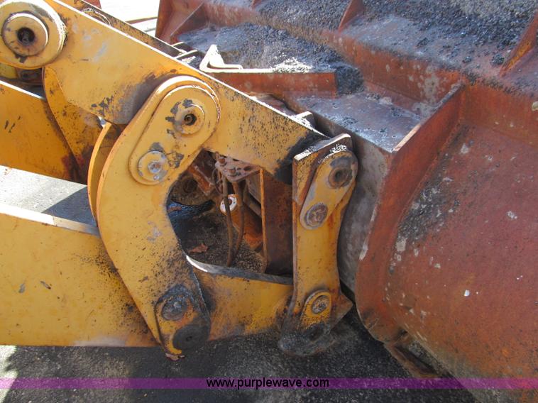 image for item F4653 1996 Case 621B wheel loader
