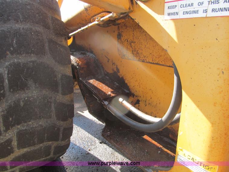 image for item F4653 1996 Case 621B wheel loader