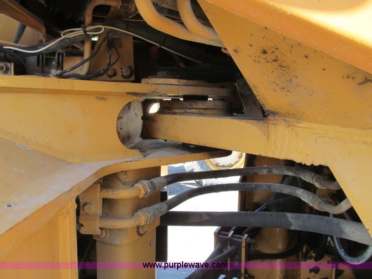 image for item F4653 1996 Case 621B wheel loader