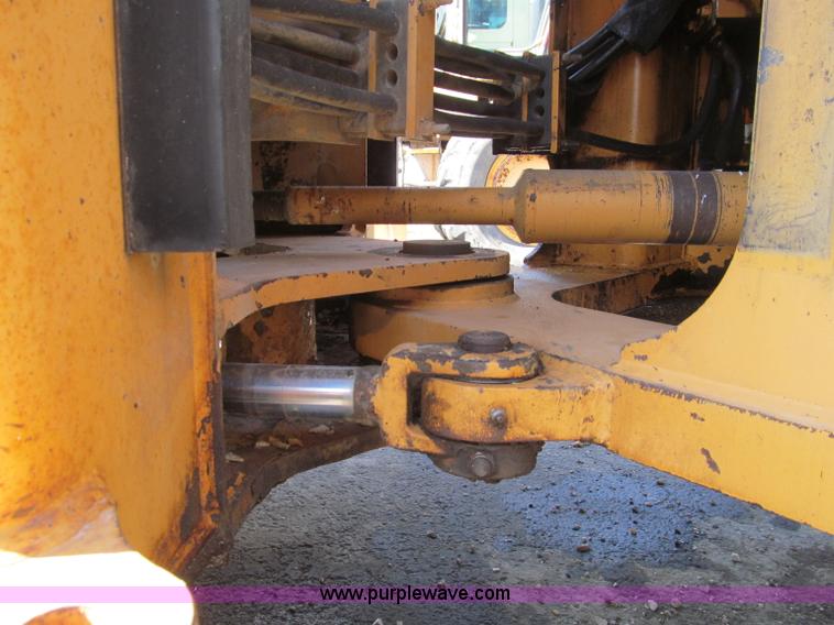 image for item F4653 1996 Case 621B wheel loader
