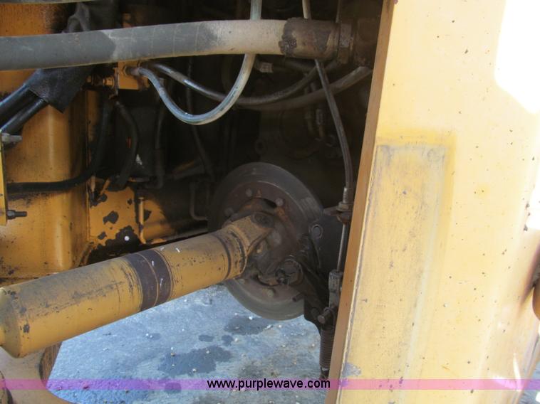 image for item F4653 1996 Case 621B wheel loader