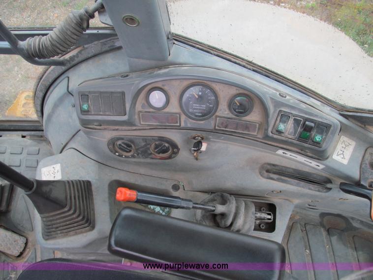 image for item F4660 1998 Ford 655E backhoe