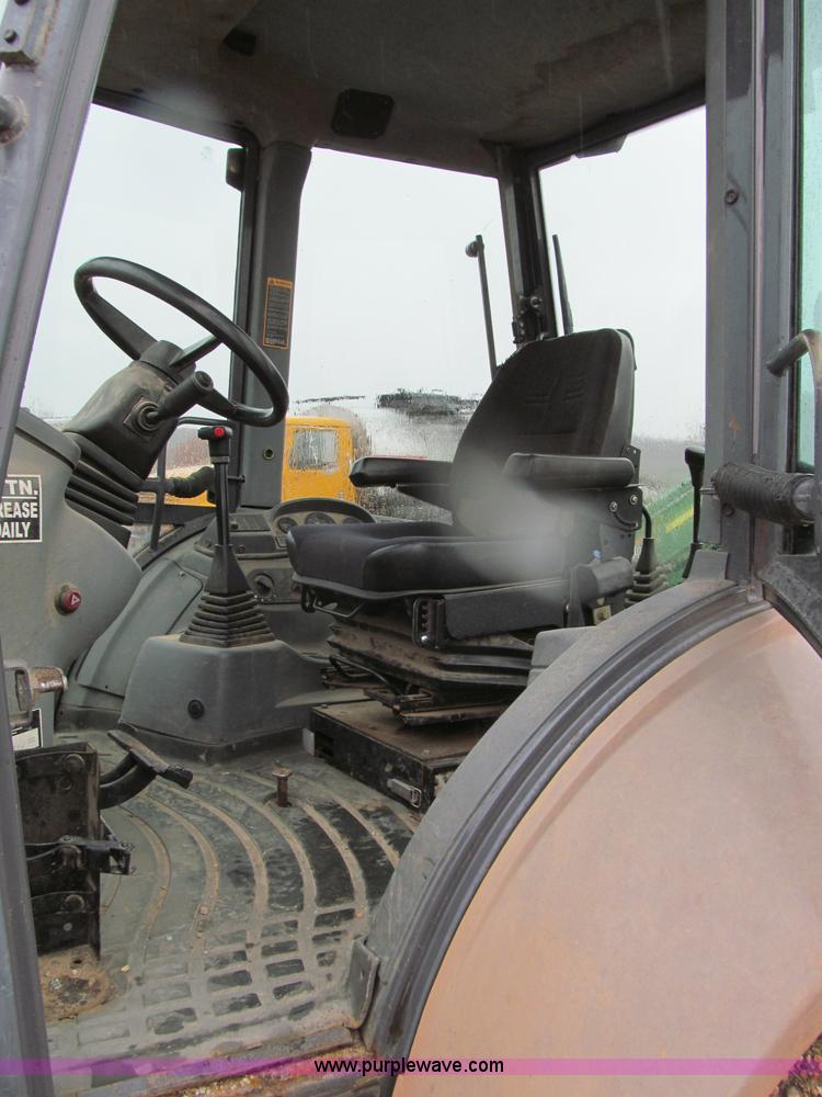 image for item F4660 1998 Ford 655E backhoe