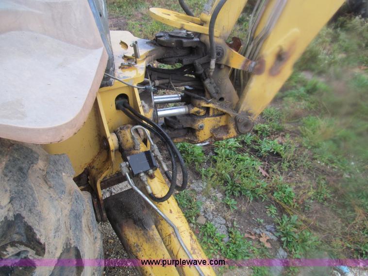 image for item F4660 1998 Ford 655E backhoe