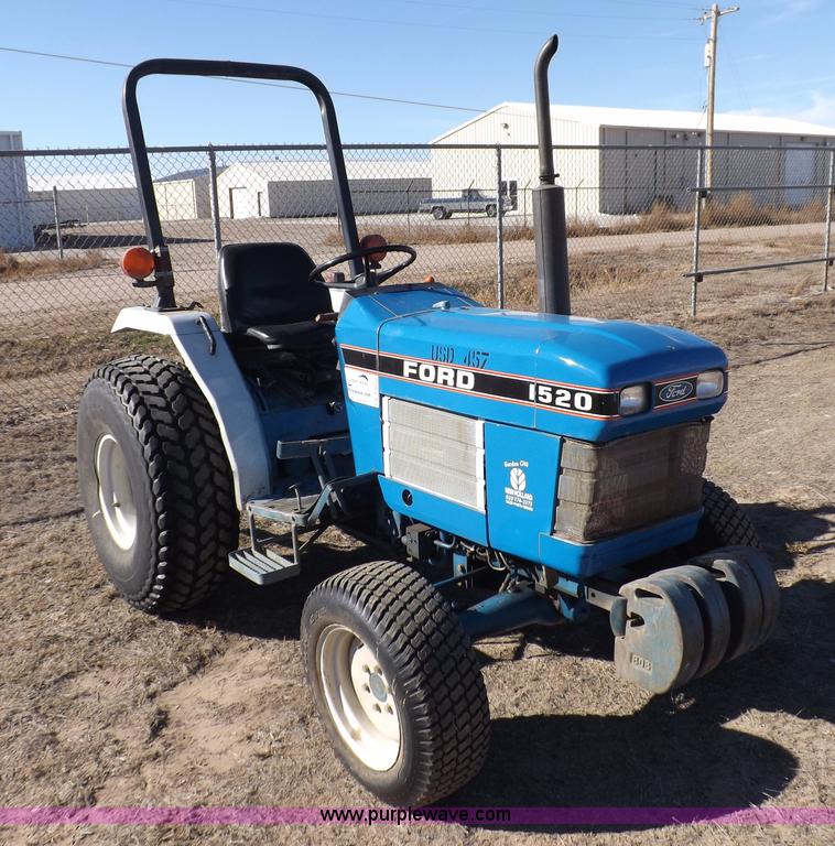 image for item F6272 1993 New Holland 1520 MFWD tractor