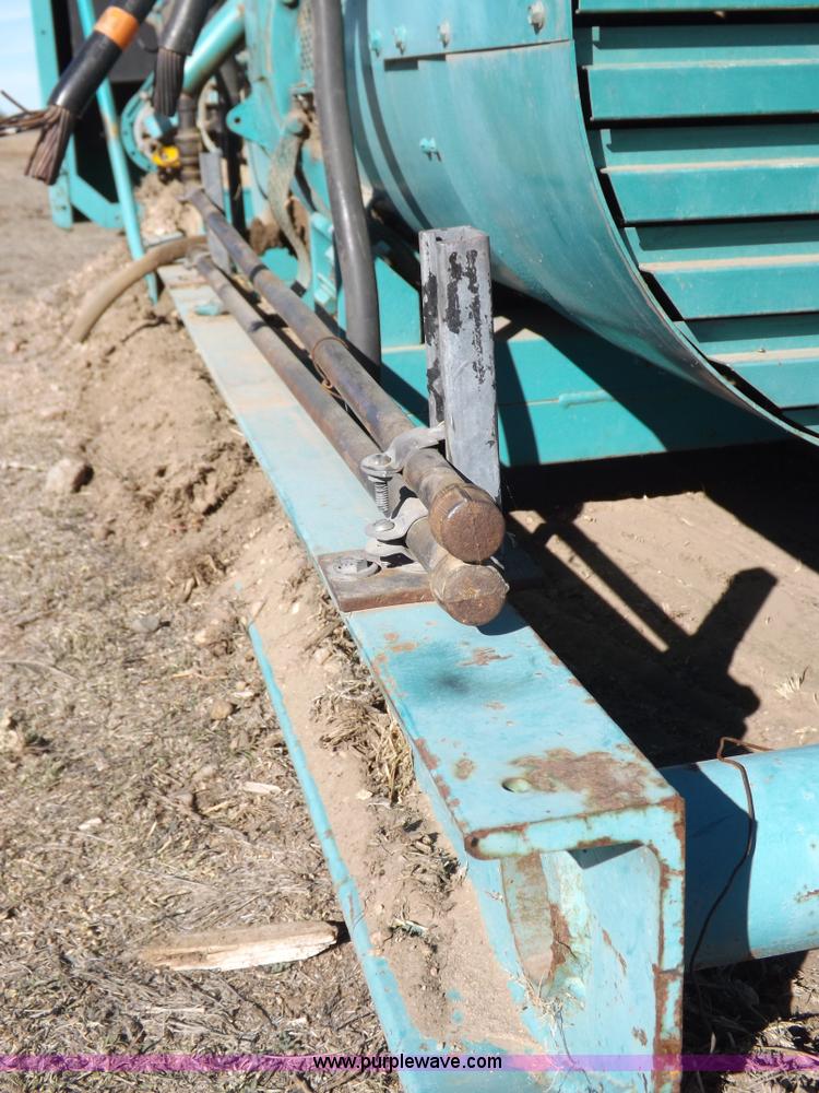 image for item F6273 Onan 175 KW generator