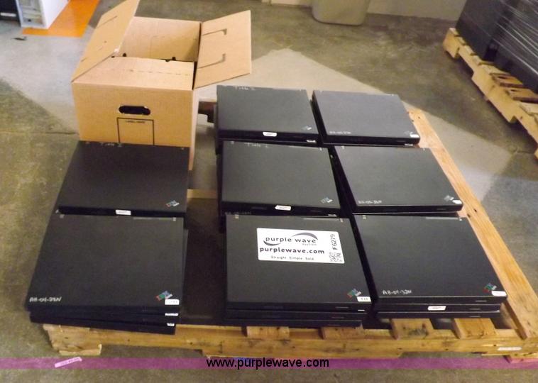 image for item F6279 (24) IBM Thinkpad R51 laptop computers