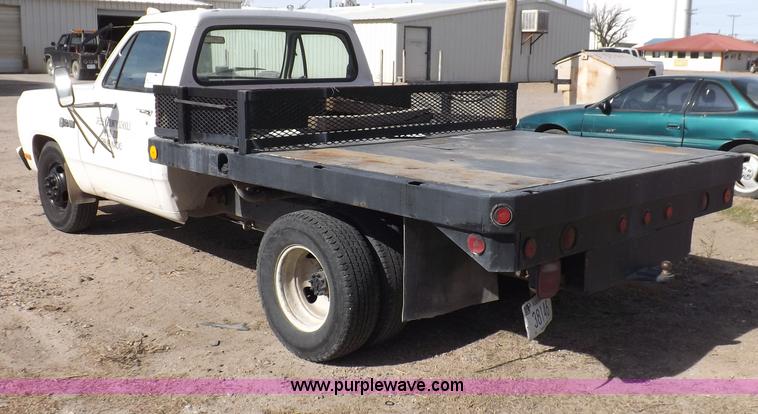 image for item F6296 1982 Dodge Ram D350 custom flatbed truck