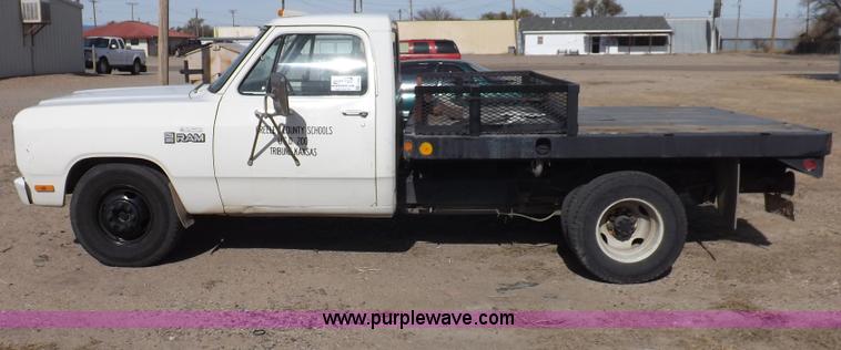 image for item F6296 1982 Dodge Ram D350 custom flatbed truck