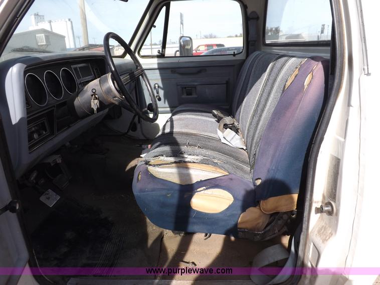 image for item F6296 1982 Dodge Ram D350 custom flatbed truck