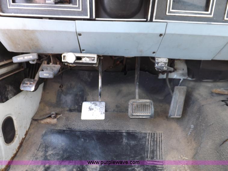 image for item F6296 1982 Dodge Ram D350 custom flatbed truck