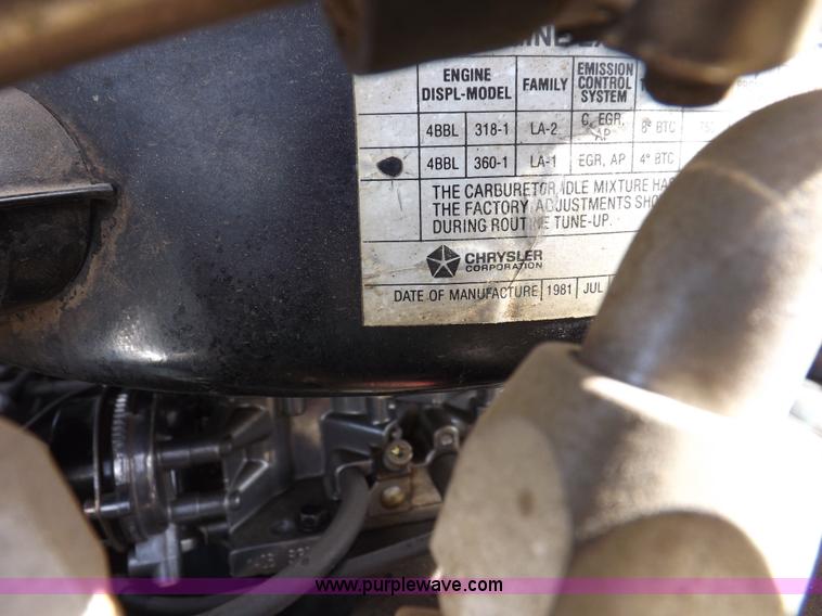 image for item F6296 1982 Dodge Ram D350 custom flatbed truck