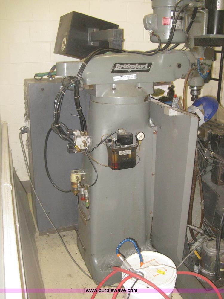image for item M9119 Bridgeport CNC mill