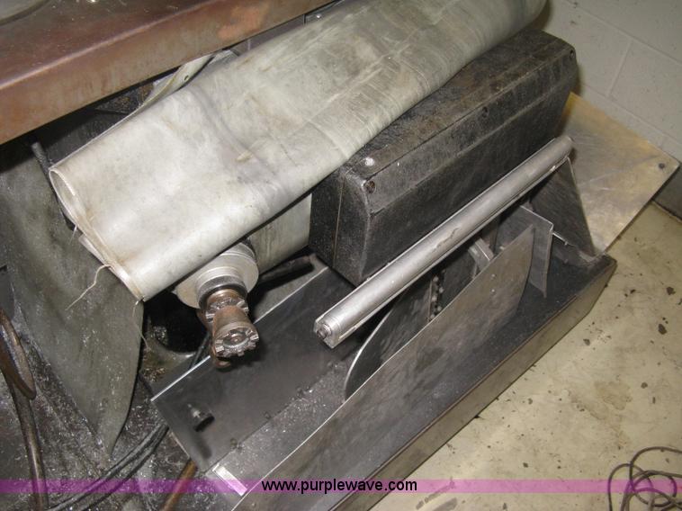 image for item M9119 Bridgeport CNC mill