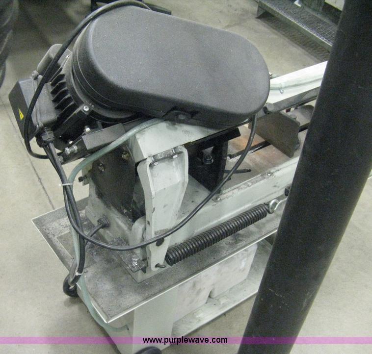 image for item M9120 2010 MSC metal cutting band saw