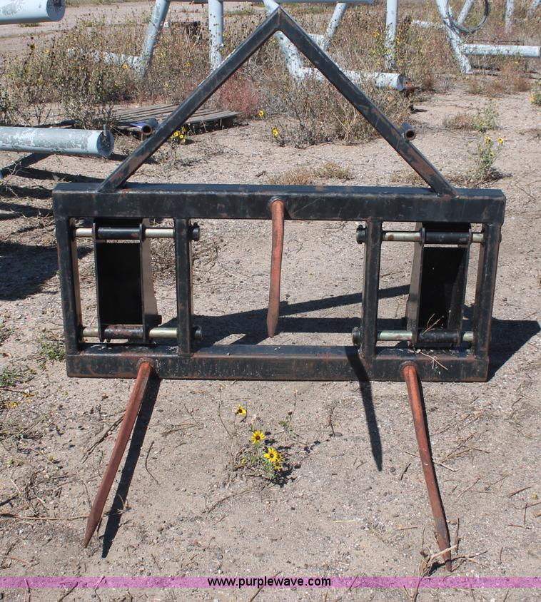 image for item C2870 Buhler Allied 895 loader